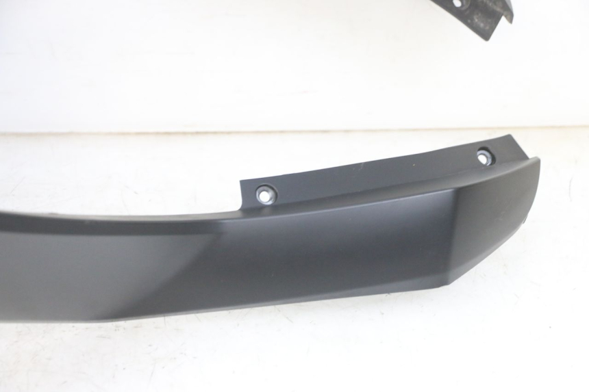 photo de FACCIATA ANTERIORE SYM CROX 4T 50 (2016 - 2023) - Zoom sui componenti