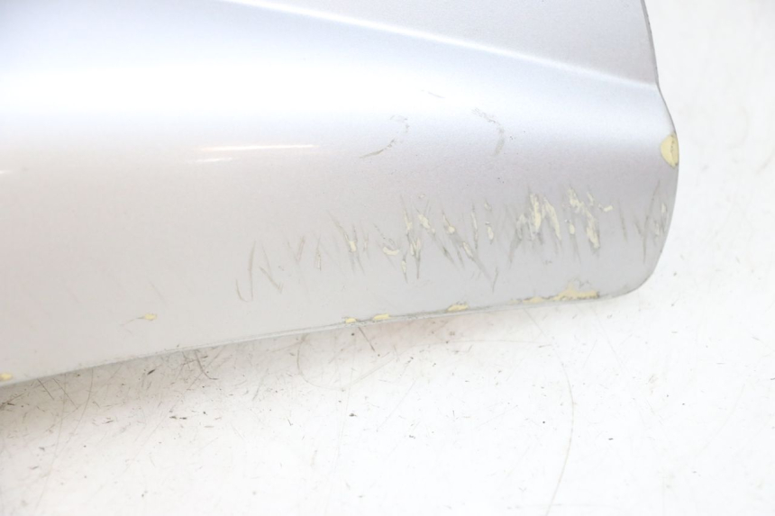 photo de SCUDO CARENA ANTERIORE PEUGEOT ELYSEO 125 (1999 - 2004) - Zoom sui componenti