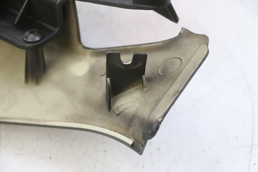 photo de CARENA ANTERIORE INFERIORE QUADRO 4 4D 350 (2015 - 2018)