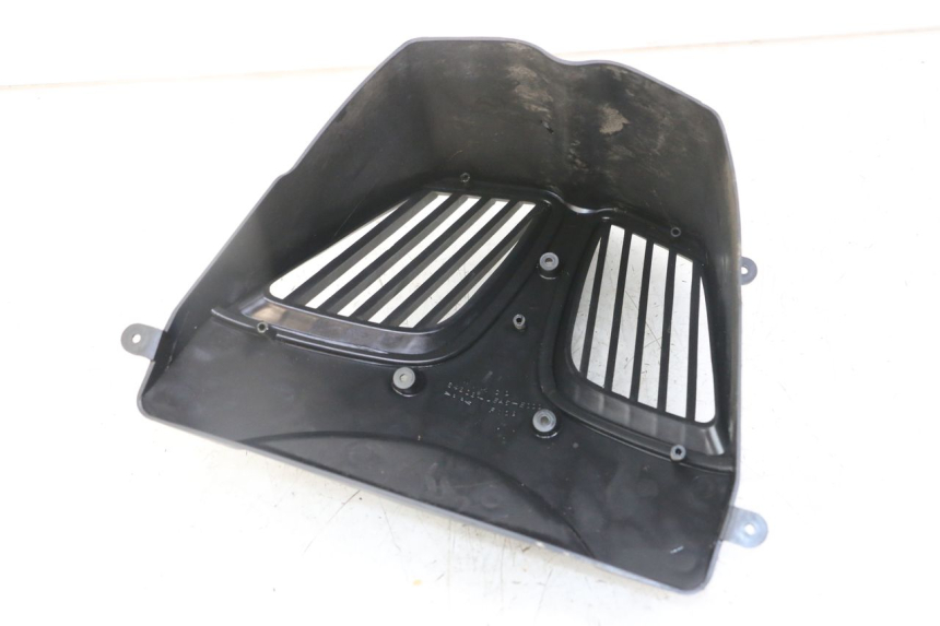 photo de CARENA ANTERIORE INFERIORE KYMCO DINK 4T 50 (2007 - 2018)