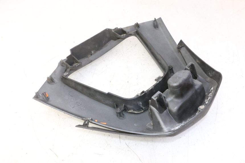 photo de CARENA ANTERIORE INFERIORE PIAGGIO MP3 500 (2011 - 2015)