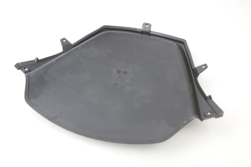 photo de FACCIATA ANTERIORE INTERNA PIAGGIO MP3 LT 400 (2007 - 2012)