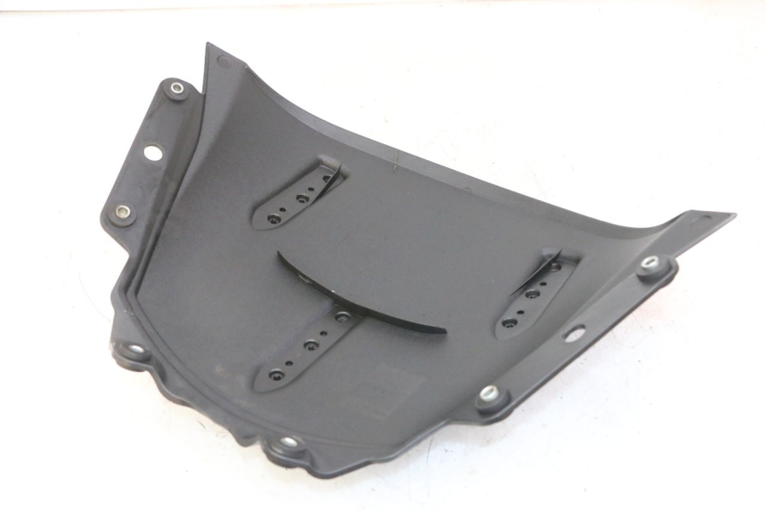 photo de CARENA ANTERIORE INTERNA PIAGGIO MP3 LT 300 (2010 - 2016)