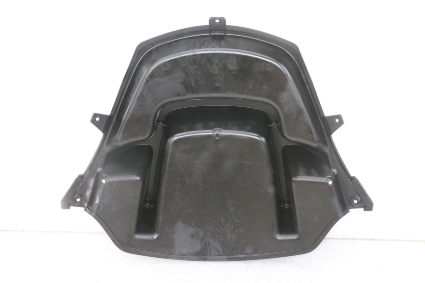 photo de FACCIATA ANTERIORE INTERNA PIAGGIO MP3 LT 300 (2010 - 2016)