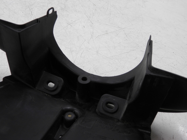 photo de FACCIATA ANTERIORE INTERNA PIAGGIO X7 125 (2007 - 2013)