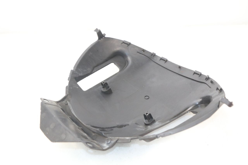 photo de FACCIATA ANTERIORE INTERNA SUZUKI BURGMAN 650 (2002 - 2004)