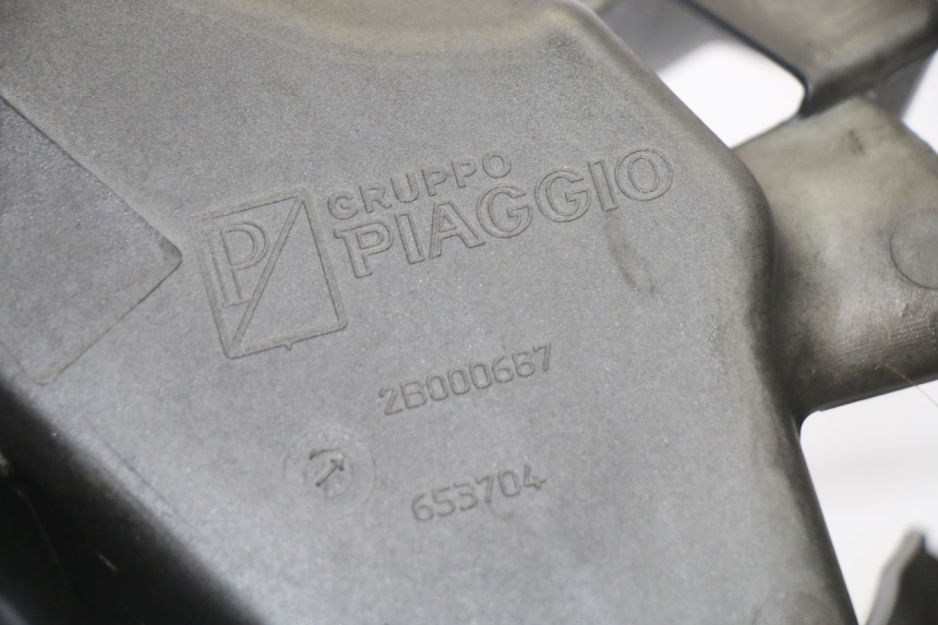 photo de SCUDO CARENA ANTERIORE PIAGGIO MP3 HPE 350 (2018 - 2020) - Altra vista dell'articolo