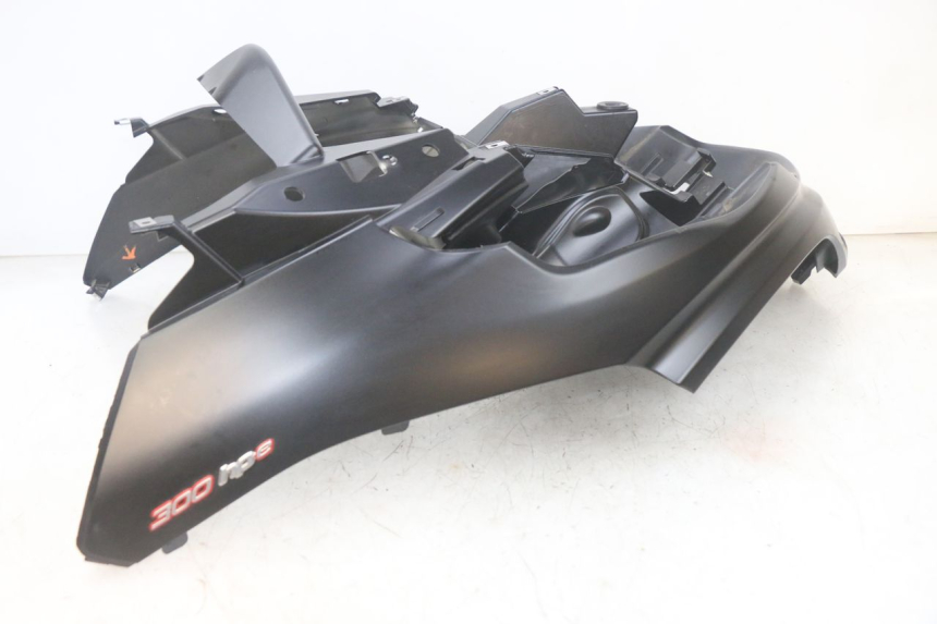 photo de SCUDO CARENA ANTERIORE PIAGGIO MP3 HPE 300 (2019 - 2026) - Vista principale