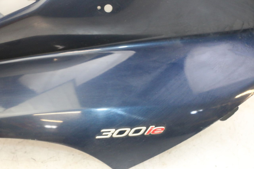 photo de SCUDO CARENA ANTERIORE PIAGGIO MP3 LT 300 (2010 - 2016)