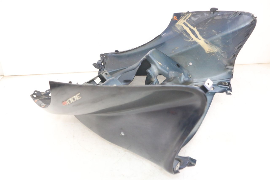 photo de SCUDO CARENA ANTERIORE PIAGGIO MP3 LT 300 (2010 - 2016)