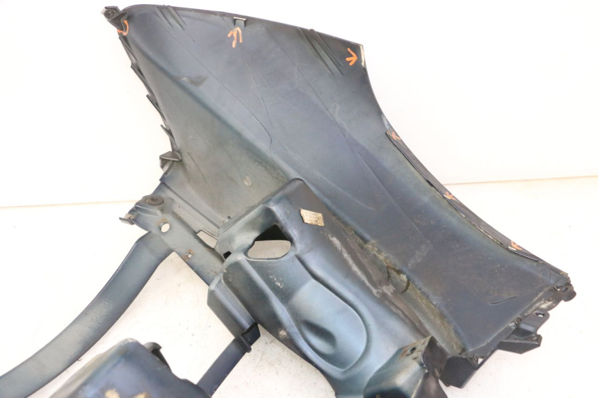 photo de SCUDO CARENA ANTERIORE PIAGGIO MP3 LT 300 (2010 - 2016)