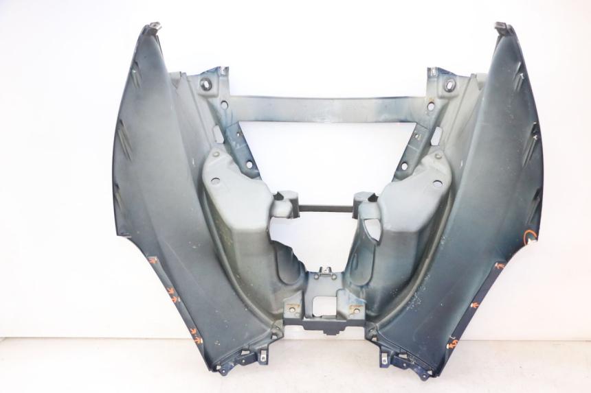 photo de SCUDO CARENA ANTERIORE PIAGGIO MP3 RL 250 (2007 - 2010)