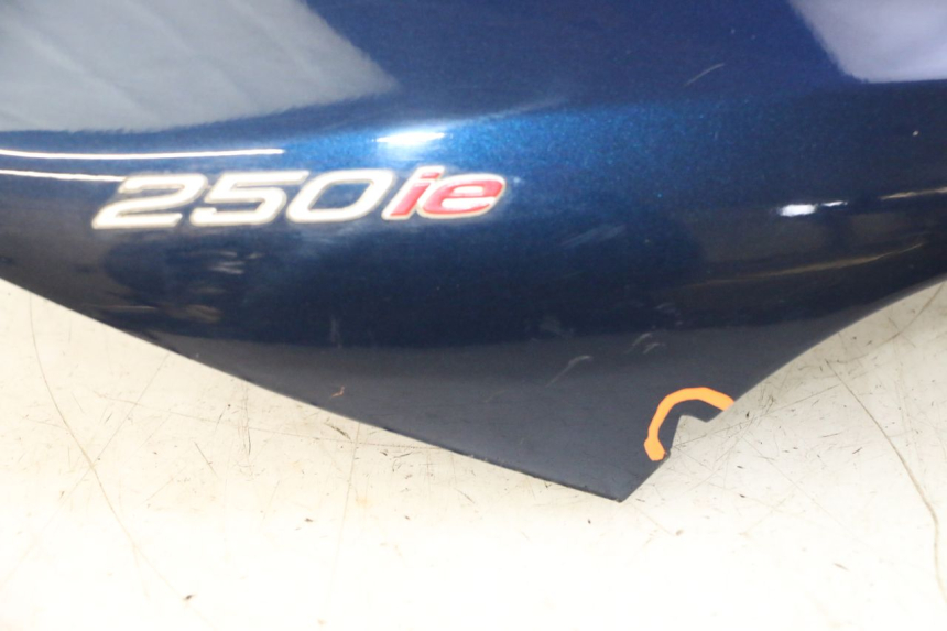 photo de SCUDO CARENA ANTERIORE PIAGGIO MP3 RL 250 (2007 - 2010)