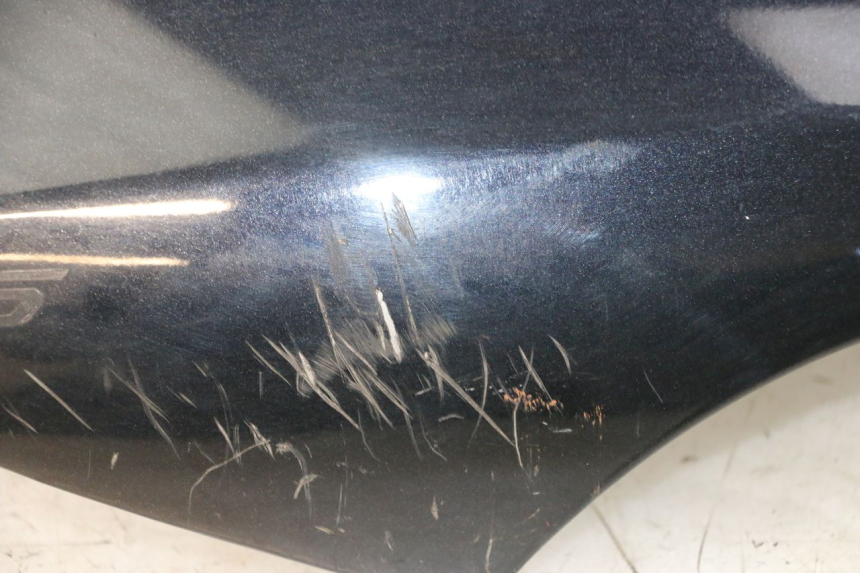 photo de SCUDO CARENA ANTERIORE PIAGGIO MP3 125 (2006 - 2014) - Primo piano ad alta risoluzione