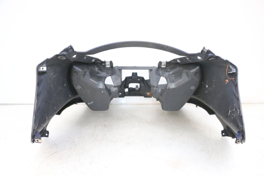 photo de SCUDO CARENA ANTERIORE PIAGGIO MP3 RL 250 (2007 - 2010) - Angolazione alternativa