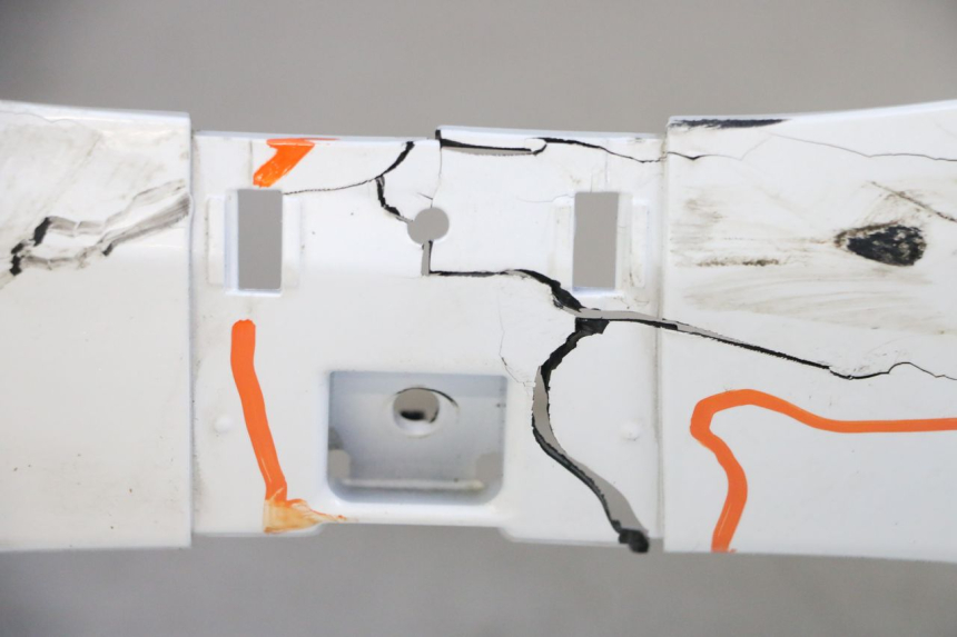 photo de SCUDO CARENA ANTERIORE YAMAHA NEO'S CORE 1 (2022 - 2026) - Panoramica del profilo