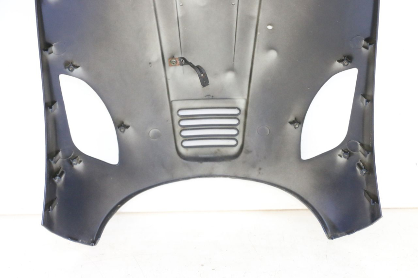 photo de SCUDO CARENA ANTERIORE JM MOTORS OLDIES GT 4T 50 (2018 - 2025) - Stato della superficie e materiale