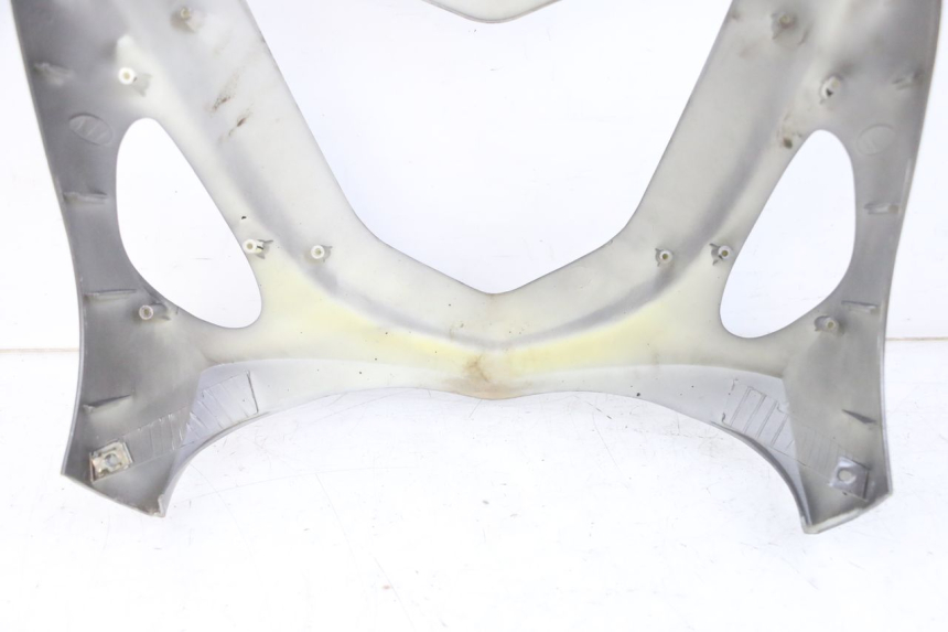 photo de FACCIATA ANTERIORE TNT MOTOR ROMA 10' 4T 50 (2019 - 2022) - Dettagli dei punti di fissaggio