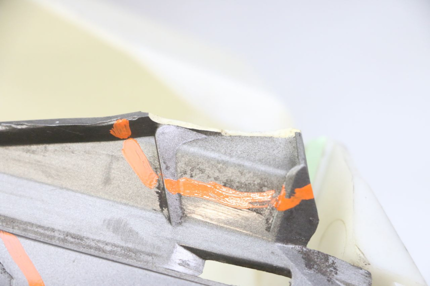 photo de SCUDO CARENA ANTERIORE PEUGEOT SATELIS 125 (2013 - 2018)