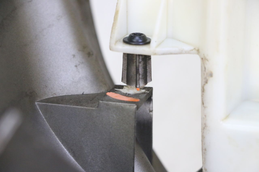 photo de SCUDO CARENA ANTERIORE PEUGEOT SATELIS 125 (2013 - 2018)
