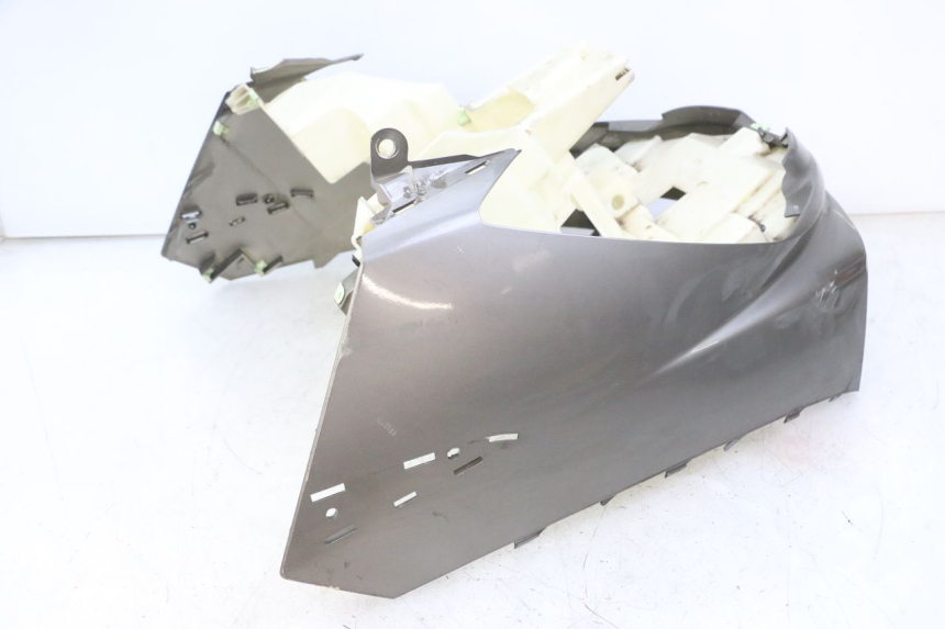 photo de SCUDO CARENA ANTERIORE PEUGEOT SATELIS 125 (2013 - 2018)