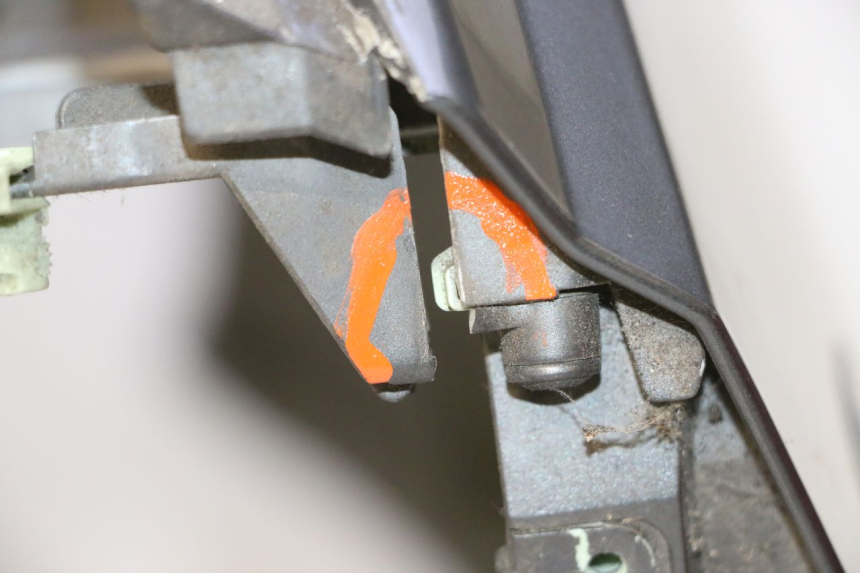 photo de SCUDO CARENA ANTERIORE PEUGEOT SATELIS 125 (2006 - 2009)