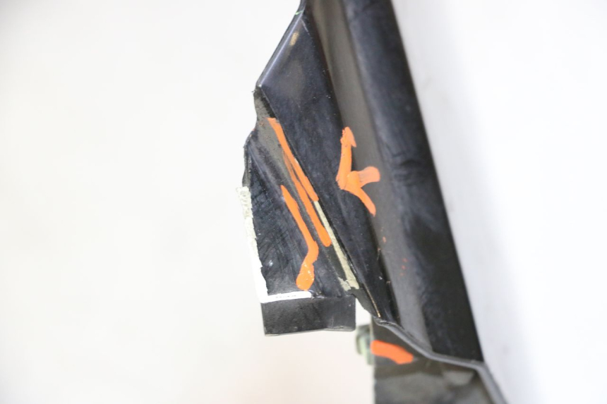 photo de SCUDO CARENA ANTERIORE PEUGEOT SATELIS 125 (2006 - 2009)