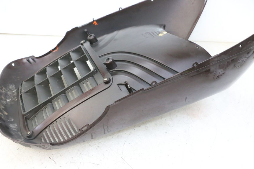 photo de SCUDO CARENA ANTERIORE APRILIA SCARABEO GT TOURING 125 (1999 - 2005)