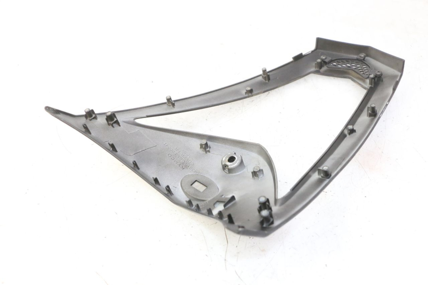 photo de CARENA ANTERIORE SUPERIORE KYMCO AGILITY NAKED RENOUVO 2T 50 (2011 - 2018)