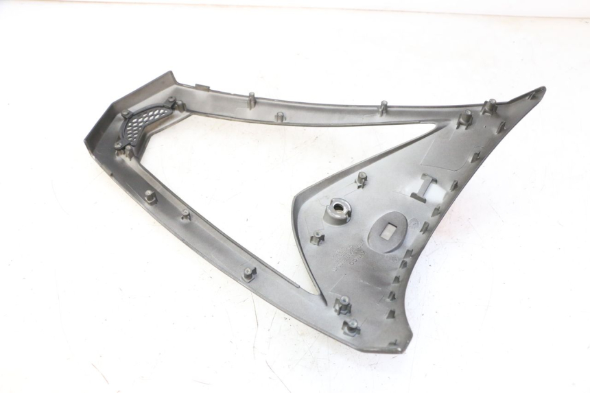 photo de CARENA ANTERIORE SUPERIORE KYMCO AGILITY NAKED RENOUVO 2T 50 (2011 - 2018)