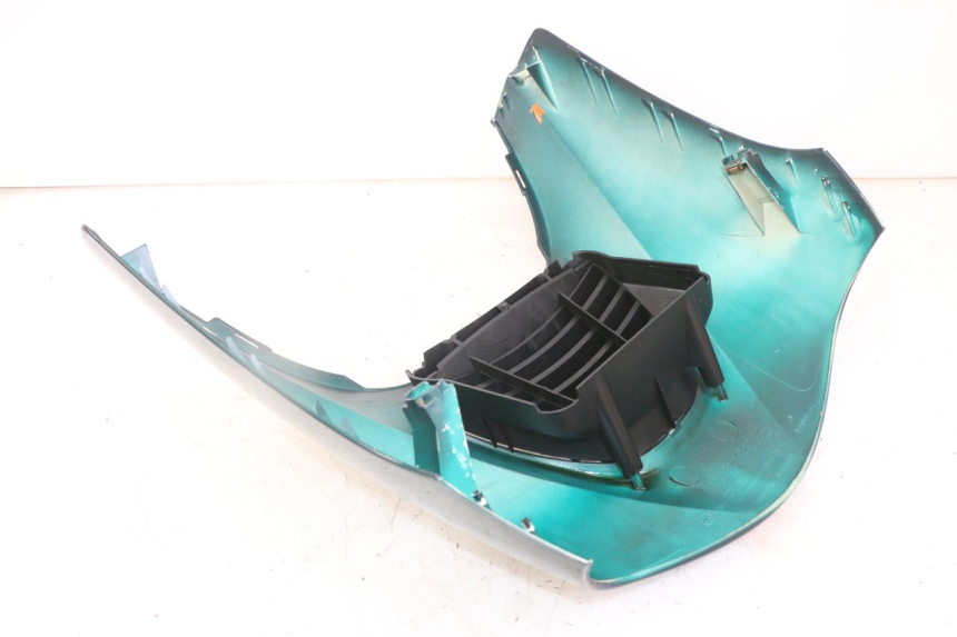 photo de CARENA ANTERIORE SUPERIORE PEUGEOT ELYSEO 125 (1999 - 2004)