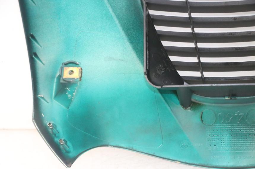 photo de CARENA ANTERIORE SUPERIORE PEUGEOT ELYSEO 125 (1999 - 2004)