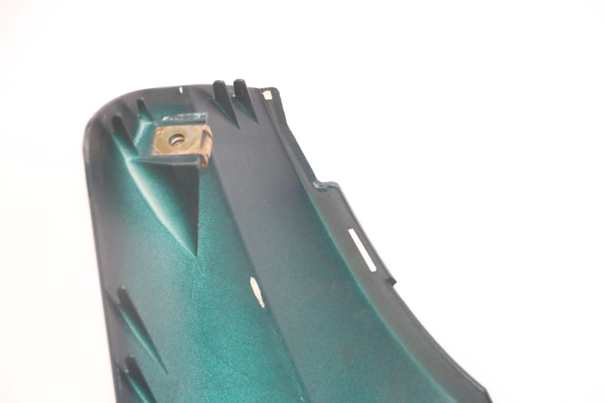 photo de CARENA ANTERIORE SUPERIORE PEUGEOT ELYSEO 125 (1999 - 2004)