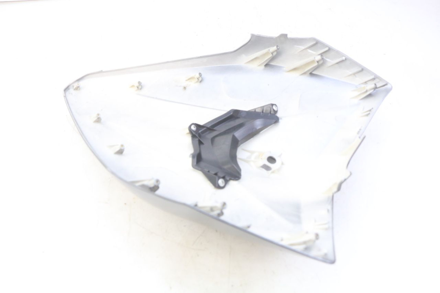 photo de CARENA ANTERIORE SUPERIORE JM MOTORS EVOLIS 4T 50 (2018 - 2022)