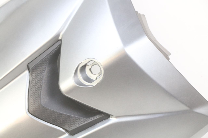 photo de CARENA ANTERIORE SUPERIORE JM MOTORS EVOLIS 4T 50 (2018 - 2022)