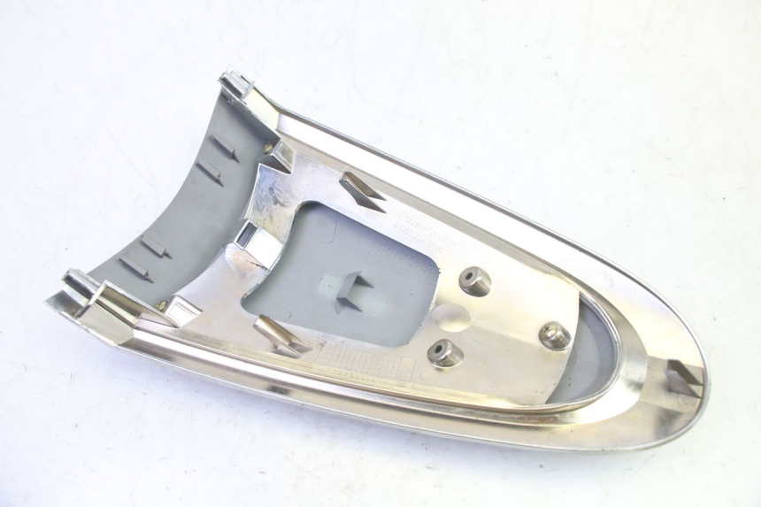 photo de CARENA ANTERIORE SUPERIORE SYM FIDDLE 3 III 125 (2014 - 2020) - Primo piano tecnico