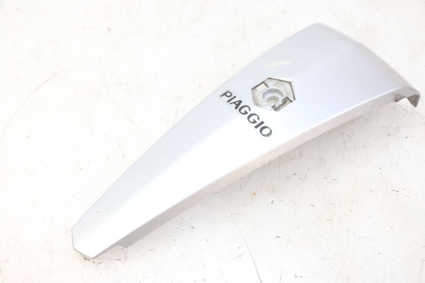 photo de CARENA ANTERIORE SUPERIORE PIAGGIO LIBERTY 125 (1998 - 2008)