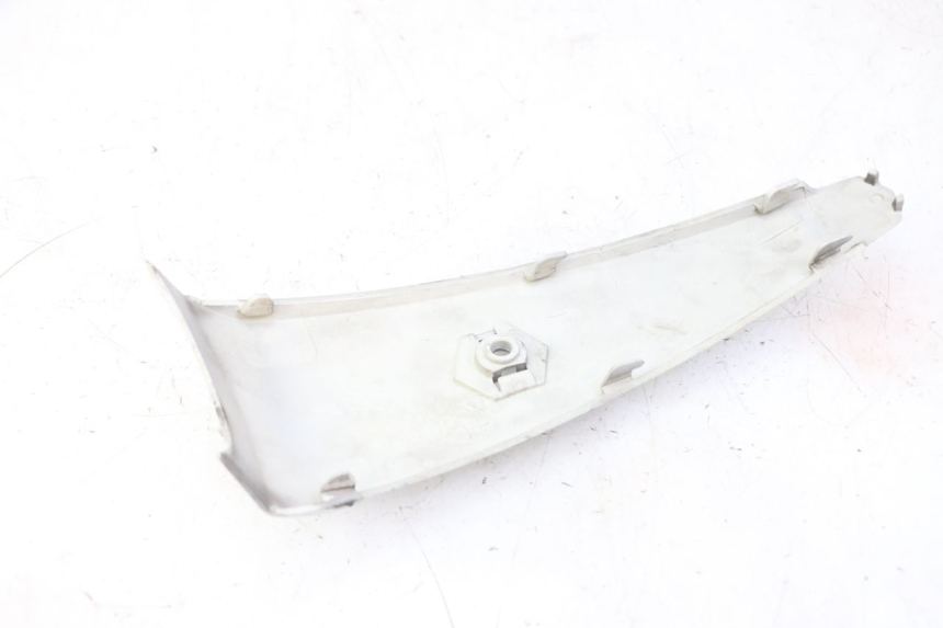 photo de CARENA ANTERIORE SUPERIORE PIAGGIO LIBERTY 125 (1998 - 2008)