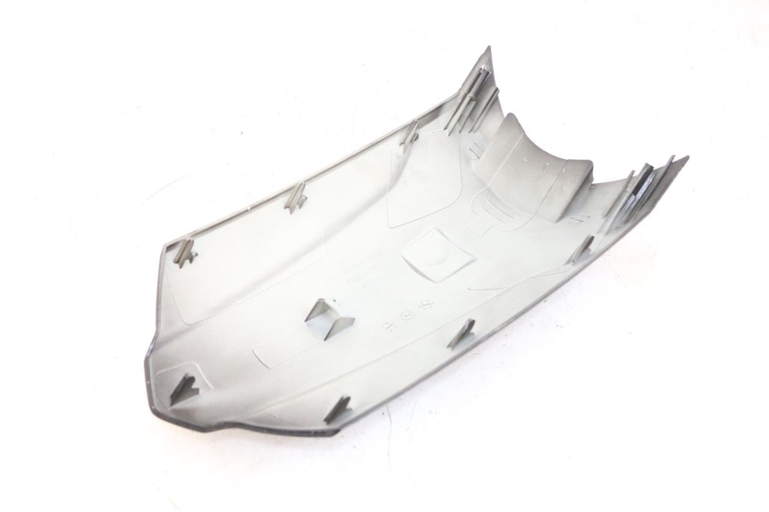 photo de FACCIATA ANTERIORE SUPERIORE KYMCO LIKE 125 (2009 - 2016) - Ricambio usato controllato