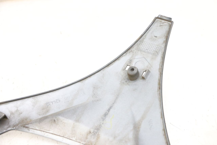 photo de FACCIATA ANTERIORE SUPERIORE PIAGGIO MP3 125 (2006 - 2014)