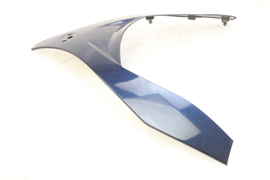 photo de CARENA ANTERIORE SUPERIORE PIAGGIO MP3 RL 250 (2007 - 2010) - Stato della superficie e materiale