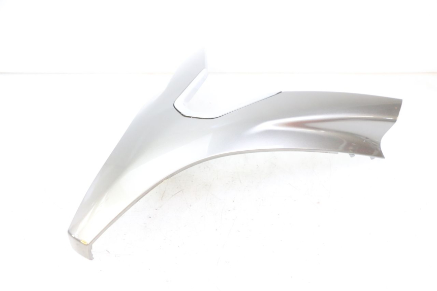 photo de CARENA ANTERIORE SUPERIORE PEUGEOT SATELIS 125 (2013 - 2018)