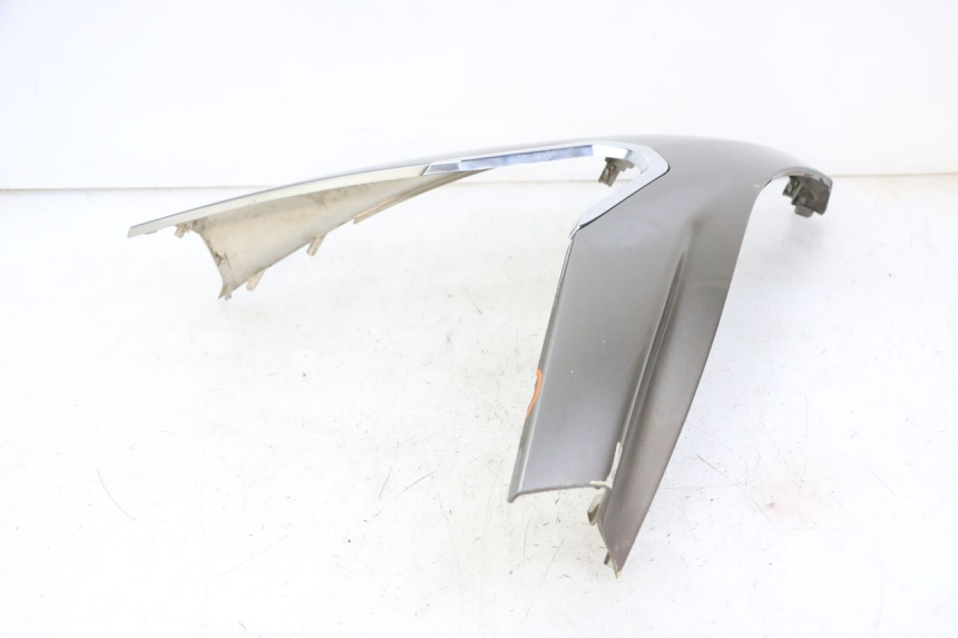 photo de CARENA ANTERIORE SUPERIORE PEUGEOT SATELIS 125 (2013 - 2018)