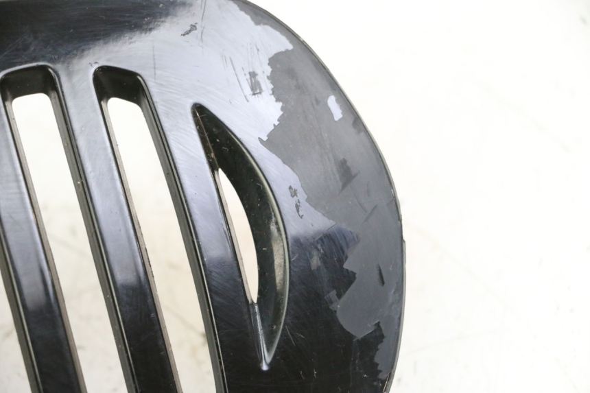 photo de CARENA ANTERIORE SUPERIORE PIAGGIO VESPA GRANTURISMO 200 (2004 - 2005)