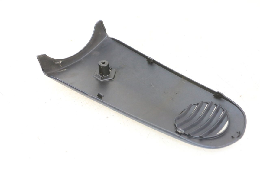 photo de CARENA ANTERIORE SUPERIORE PIAGGIO VESPA LX 150 (2005 - 2013)