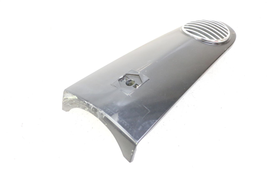 photo de FACCIATA ANTERIORE SUPERIORE PIAGGIO VESPA LX 2T 50 (2005 - 2013)
