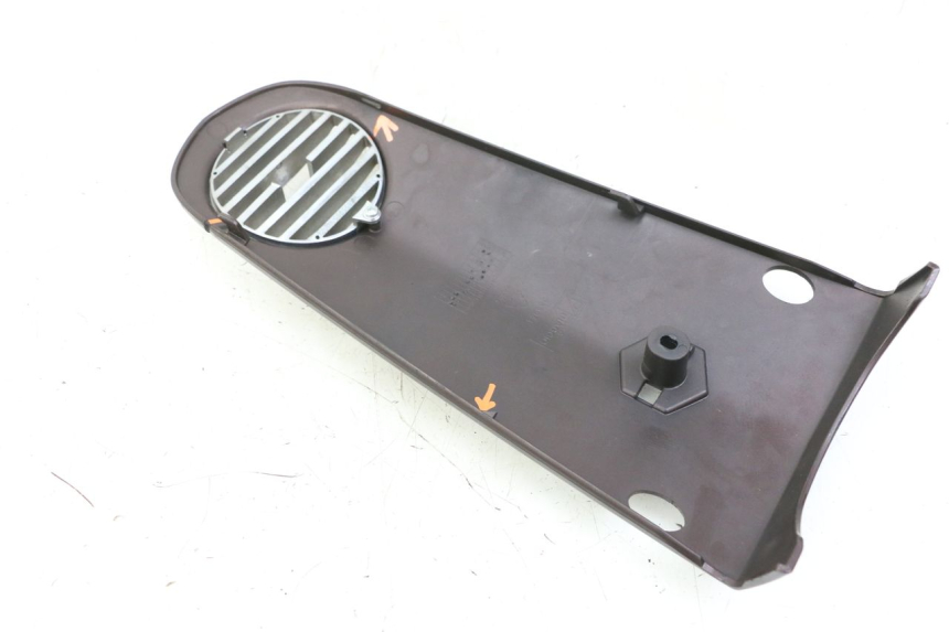 photo de CARENA ANTERIORE SUPERIORE PIAGGIO VESPA LX IE 125 (2010 - 2012)