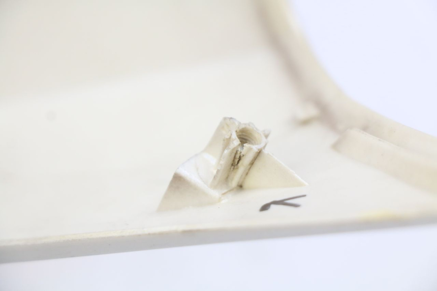 photo de FACCIATA ANTERIORE SUPERIORE PEUGEOT SATELIS 125 (2010 - 2012)