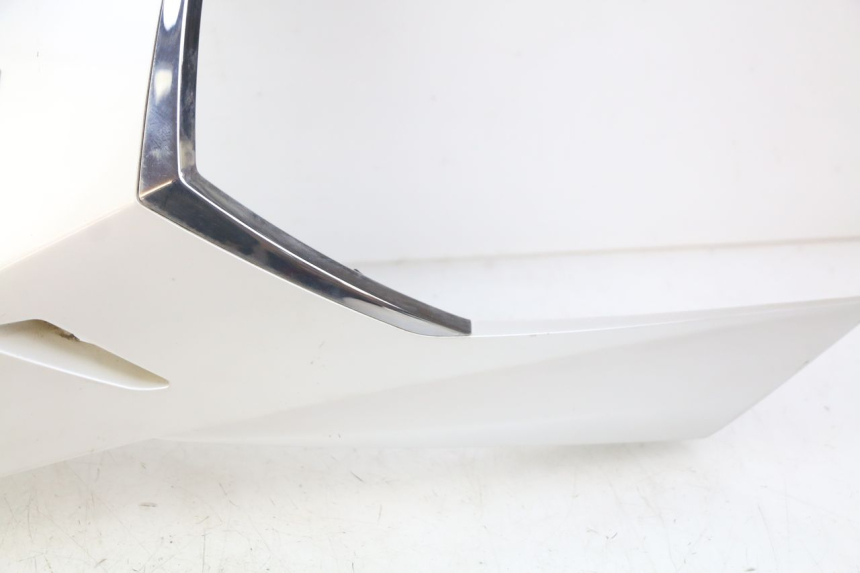 photo de FACCIATA ANTERIORE SUPERIORE PEUGEOT SATELIS 125 (2010 - 2012)