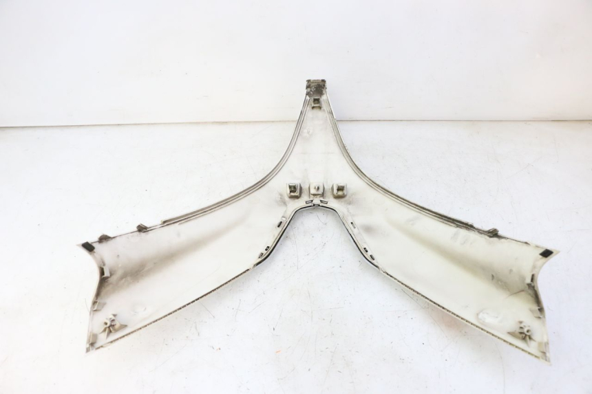 photo de FACCIATA ANTERIORE SUPERIORE PEUGEOT SATELIS 125 (2010 - 2012)